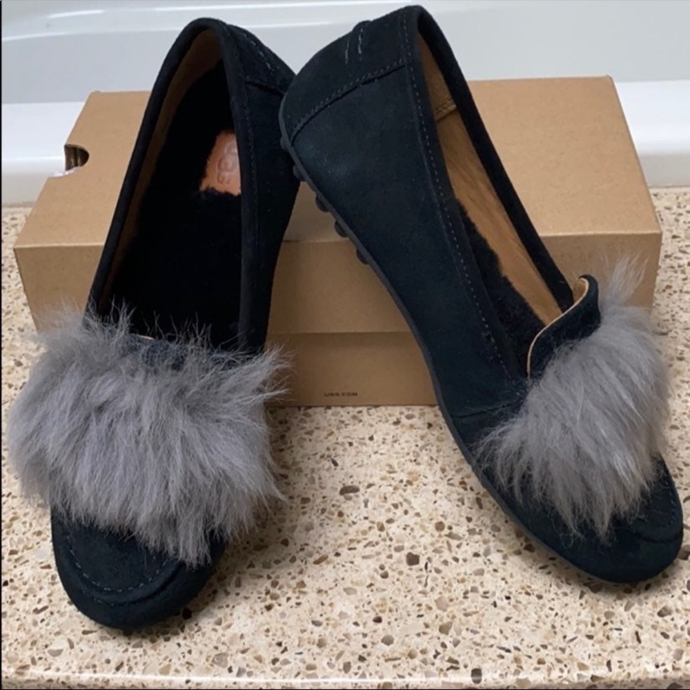 Ugg ladies suede/sheepskin loafers